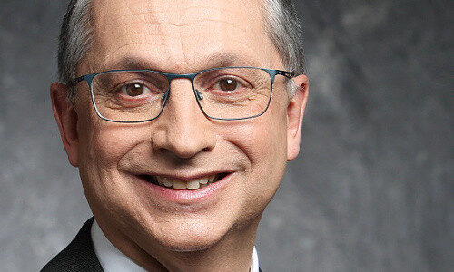 Top UBS Banker Defects - Vimarsana News